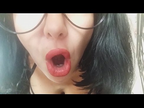 ❤️ Mmanụ aṅụ, nne nwunye gị agaghị ekwe ka ị gaa akwụkwọ taa... a na m achọ gị nke ukwuu... Anal video ️❤