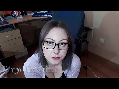 ❤️ Nwatakịrị nwanyị sexy nwere ugegbe na-eme Dildo nke ukwuu na igwefoto Anal video ️❤